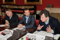 Da sinistra: l'Assessore alla Cultura del Comune di Trieste, Andrea Mariani, Manlio Romanelli, della presidenza Camerale, e Rodrigo Diaz, direttore del Festival